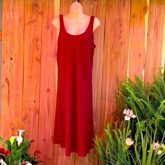 Ladies sleeveless dress size 14 by Melissa Harper - Picture 3 of 5